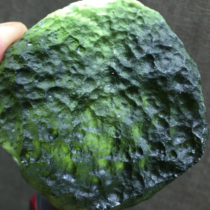 Vltavín surový (462)