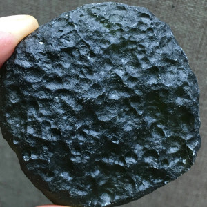 Vltavín surový (462)