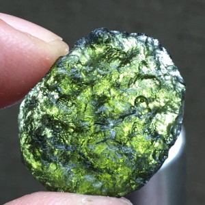 Vltavín surový (464)