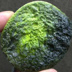 Vltavín surový (465)