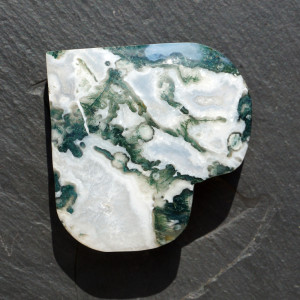 Achát mechový srdce