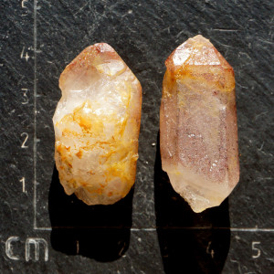 Křišťál s lepidokrocitem