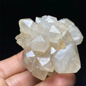 Křišťál elestiální skeletální (468)