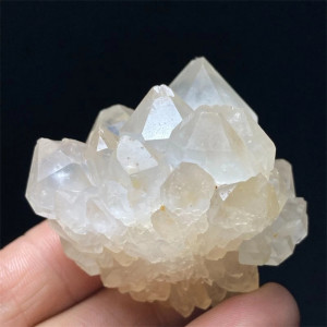 Křišťál elestiální skeletální (468)