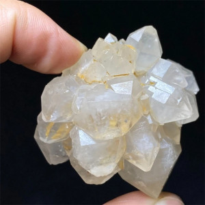 Křišťál elestiální skeletální (468)