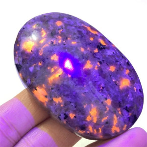 Sodalit yooperlit - hmatka