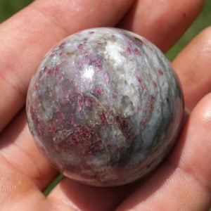 Turmalín růžový koule