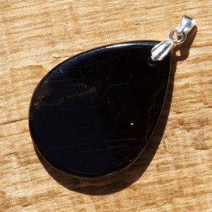 Purpurit přívěsek