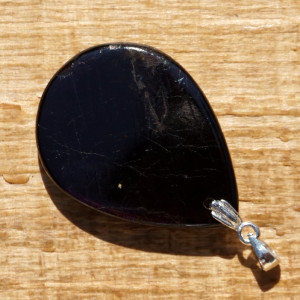 Purpurit přívěsek