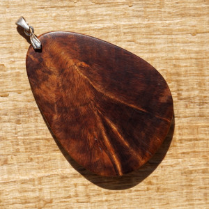 Třěšňové dřevo