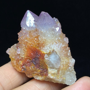 Křišťál ametystový elestiální (470)