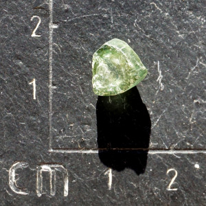 Melounový turmalín surový - 1ks